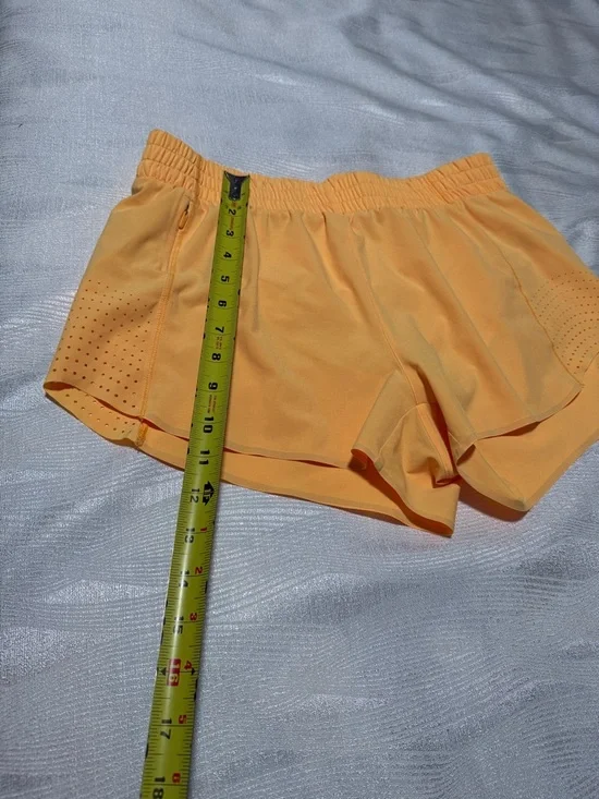 Athleta Women's Yellow Active Shorts - Lightweight Summer Running Shorts size M - Picture 5 of 13